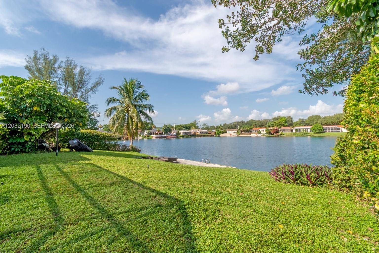 19950 NE 24th AveMiami - Single Family-Seasonal,House condo unit 1 - picture