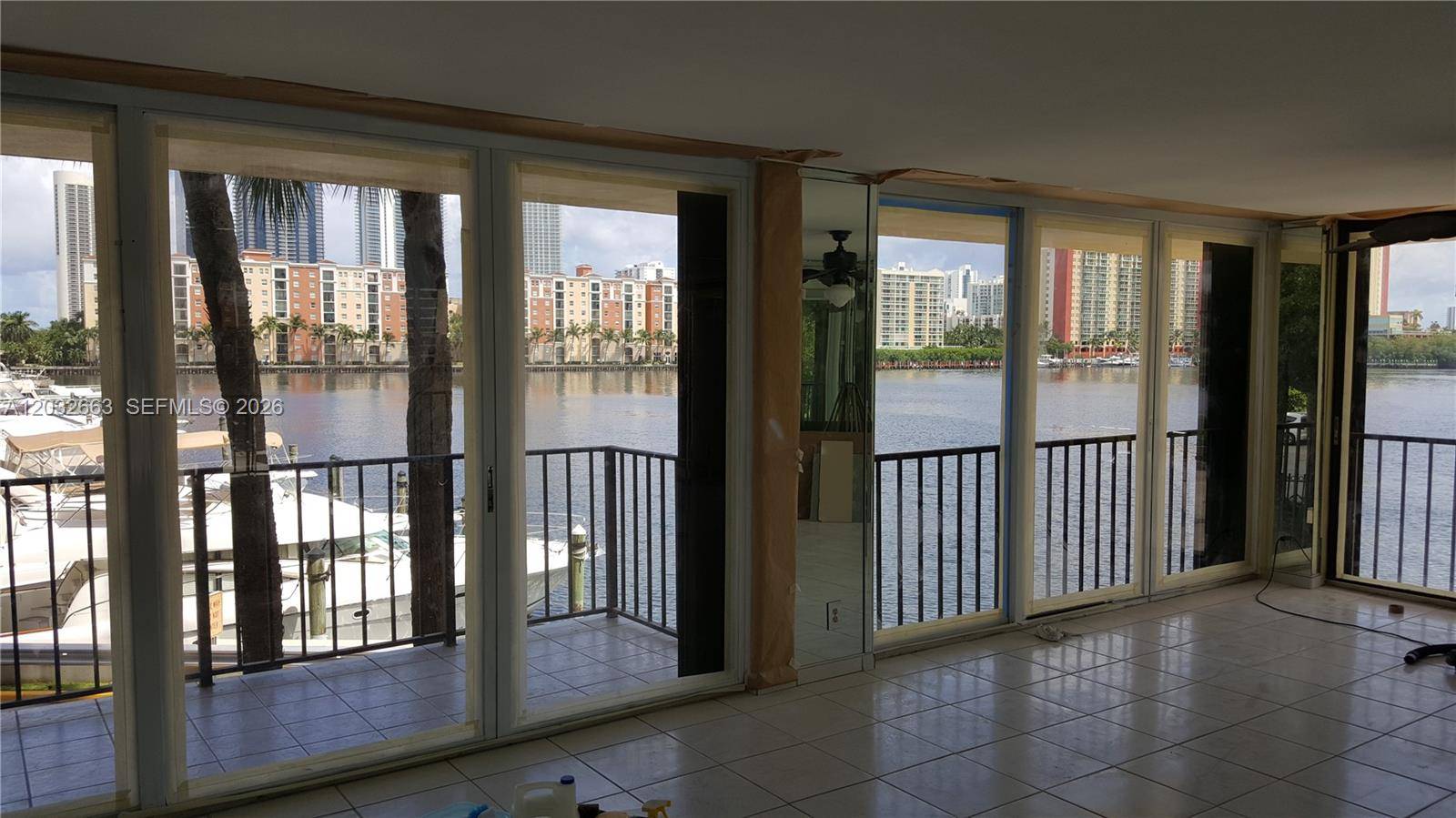 290 174th StSunny Isles Beach - Condo/Co-Op/Annual,Condo condo unit M19 - picture