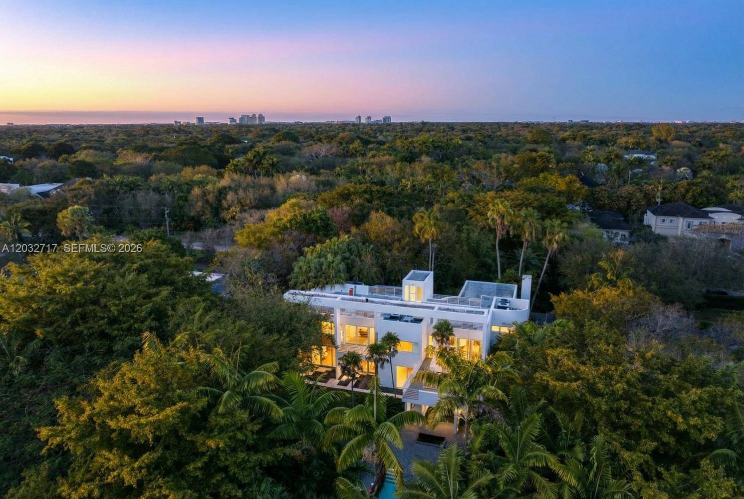 6070 SW 128th StPinecrest - picture