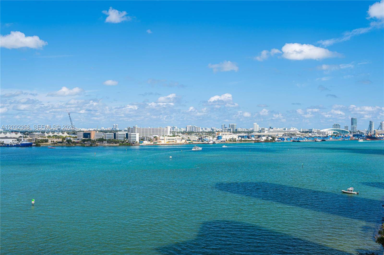 900 Brickell Key BlvdMiami - Condo/Co-Op/Annual,Condo condo unit 1002 - picture