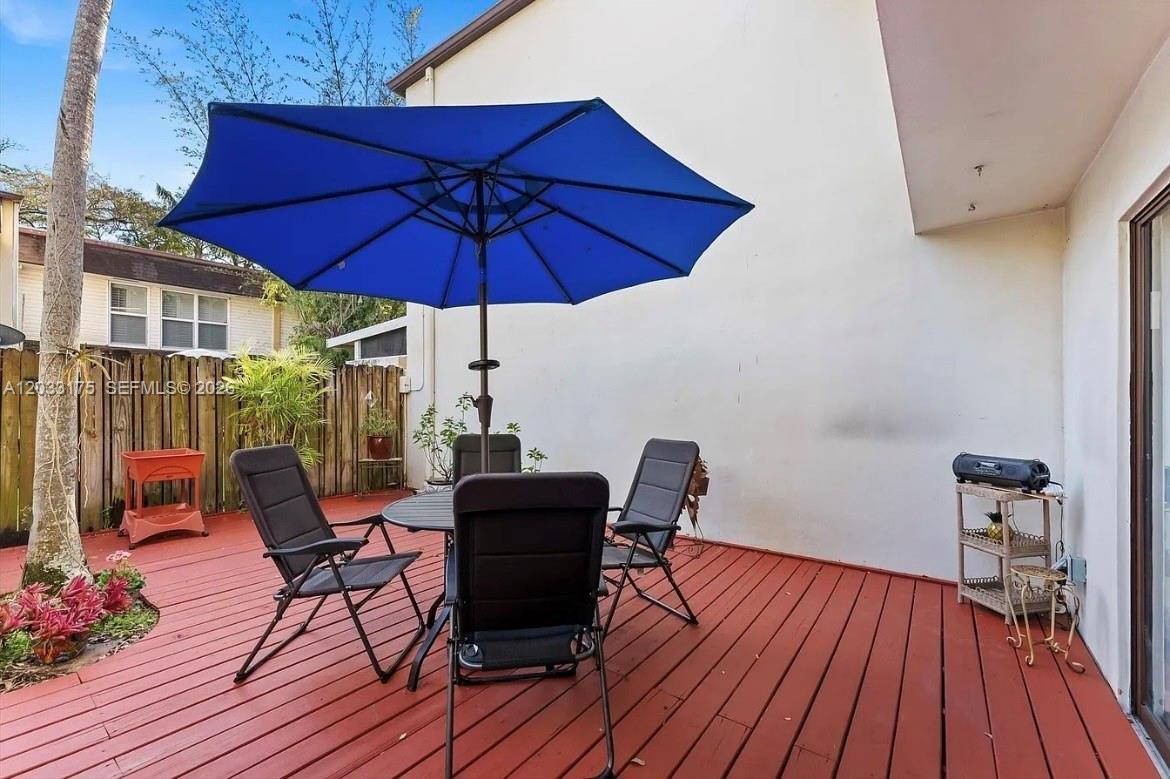 3300 Atlanta StHollywood - Townhouse/Villa-Annual,Condo condo unit 15B - picture