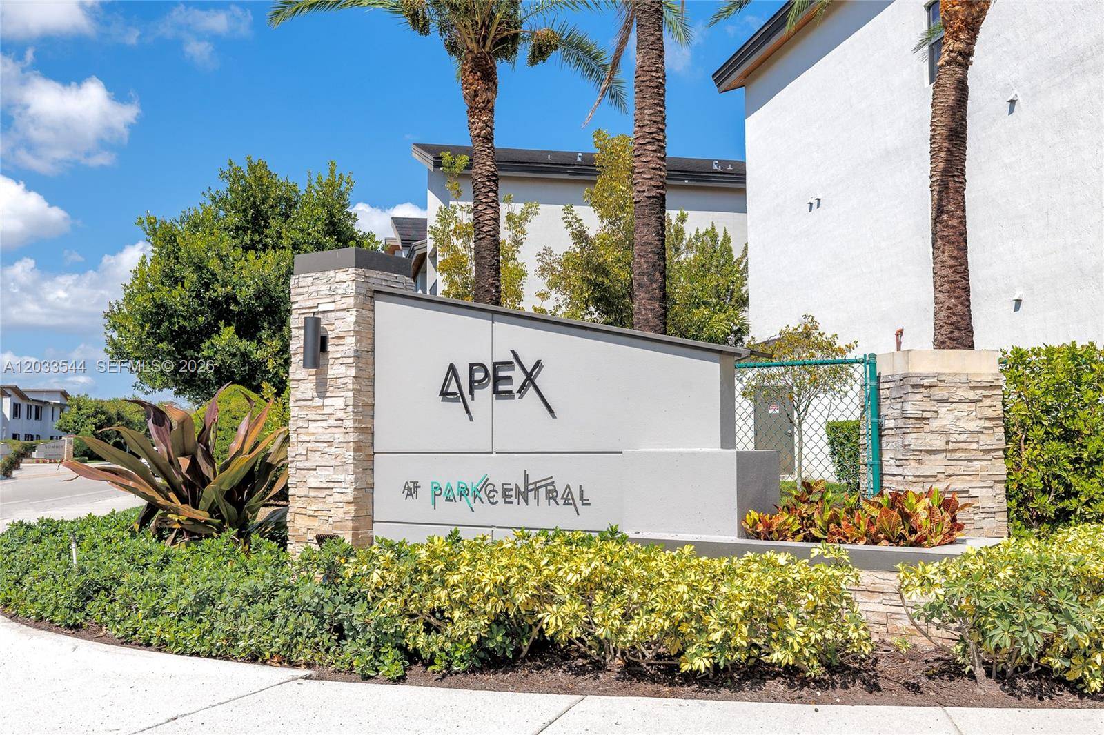 7925 NW 104th AveDoral - Condo/Co-Op/Annual,Condo condo unit 28 - picture