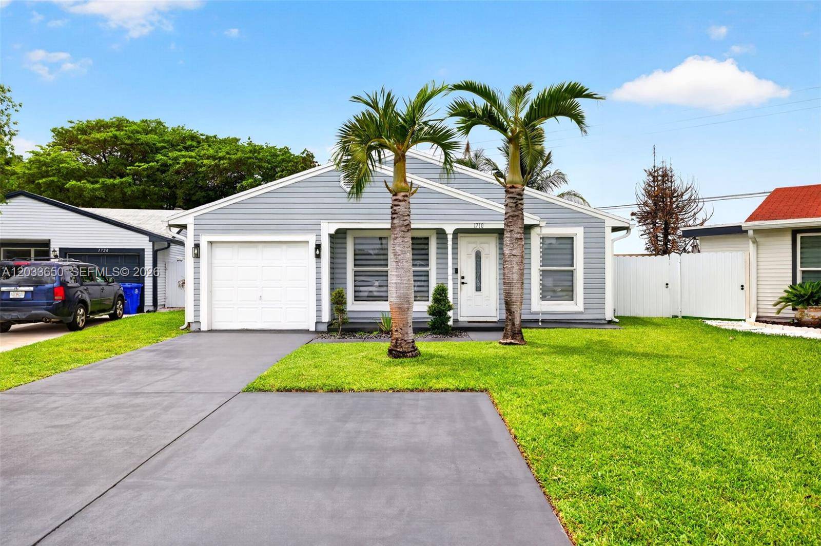 1710 SW 83rd TerMiramar - picture