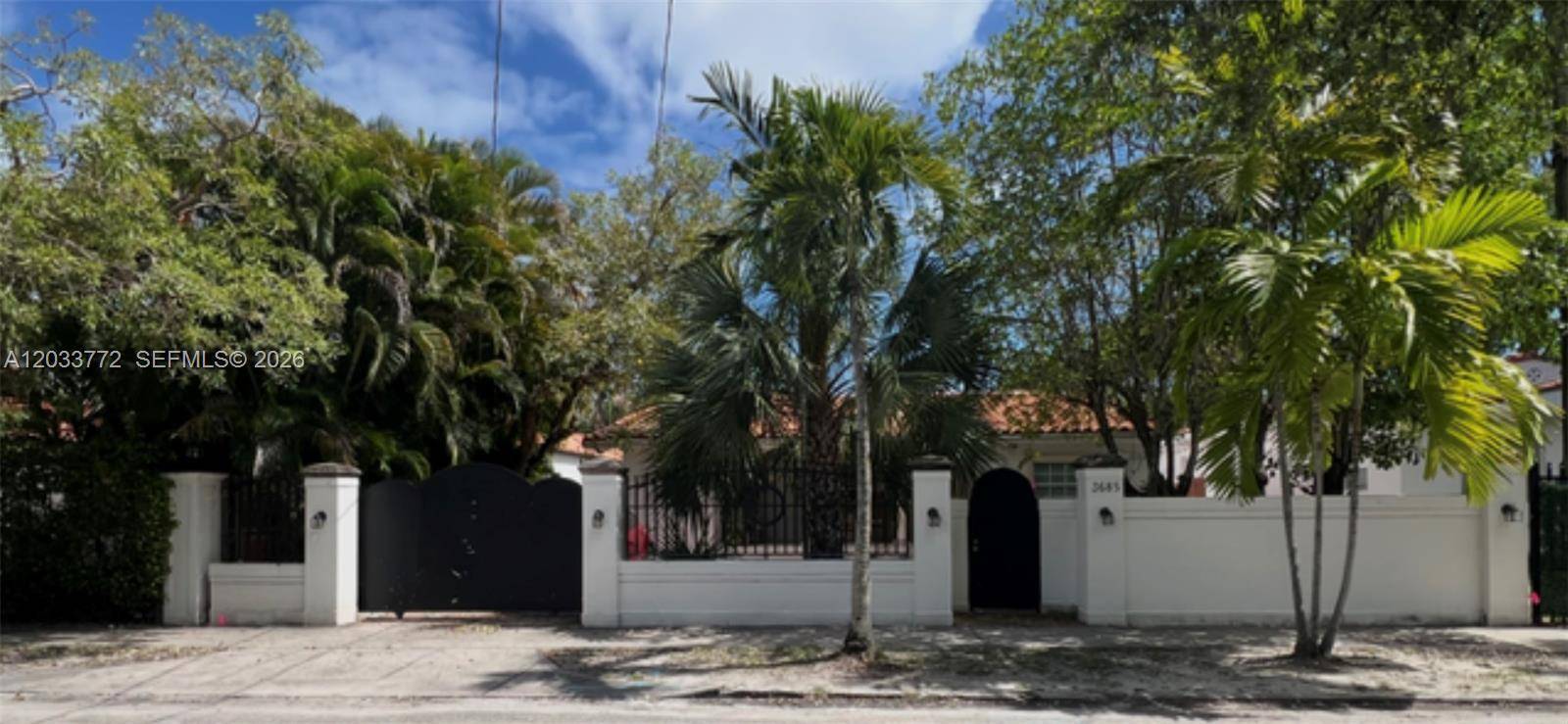 3685 SW 1st AveMiami - picture