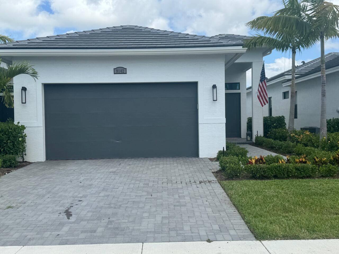 9142 SW EsulePort St. Lucie - picture