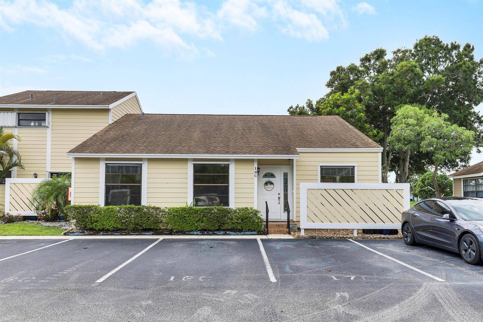 703 StonewoodJupiter - Townhouse condo unit 16c - picture