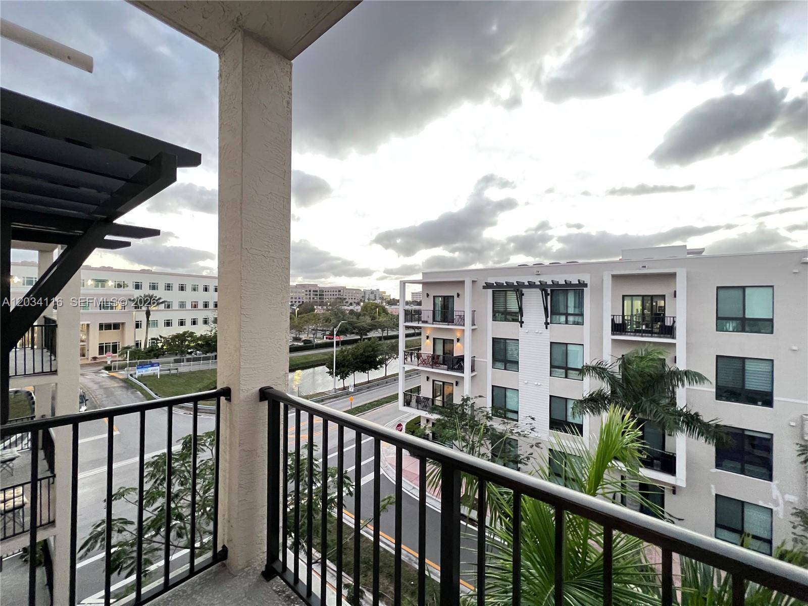 8265 NW 41st StDoral - Condo/Co-Op/Annual,Condo condo unit C-405 - picture
