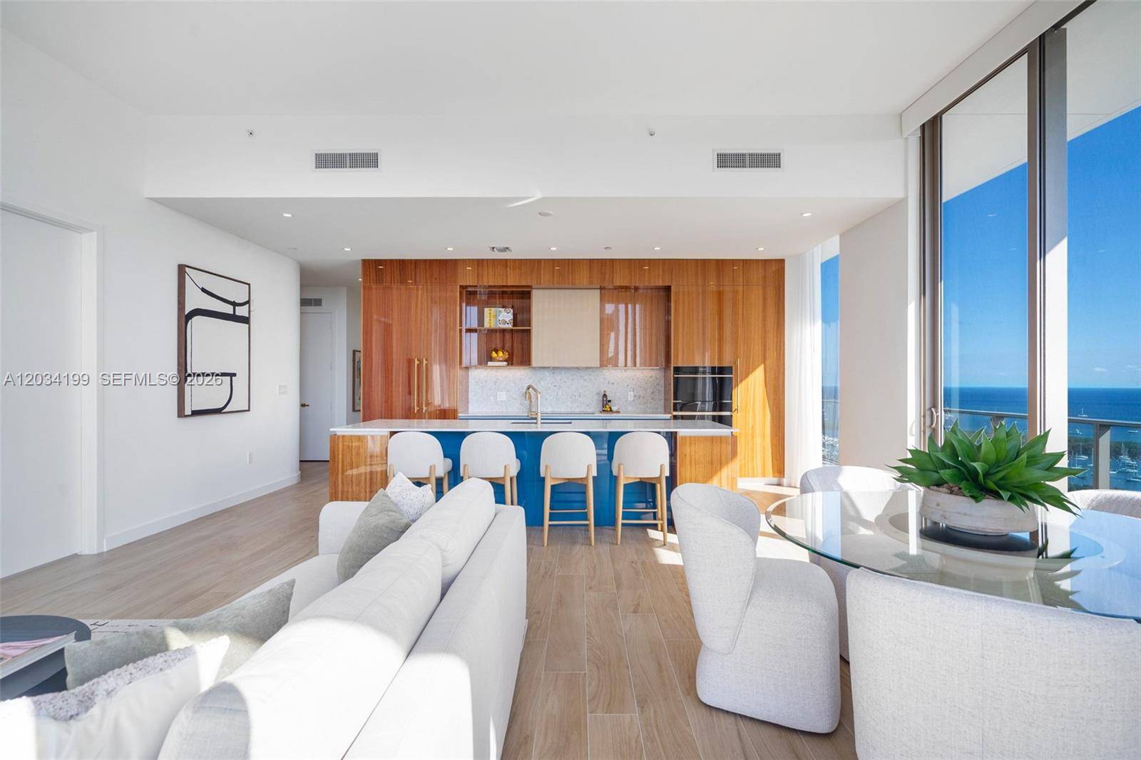 2655 S Bayshore DrCoconut Grove - Condo/Co-Op/Annual,Condo condo unit 1911 - picture