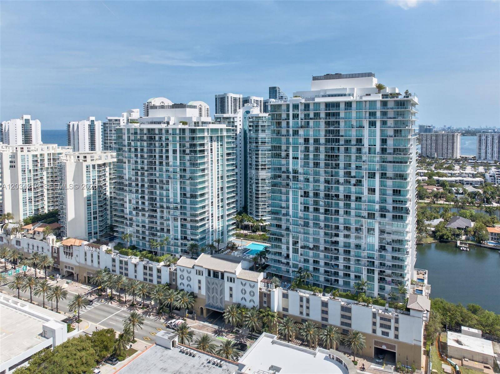 300 Sunny Isles BlvdSunny Isles Beach - Condo/Co-Op/Annual,Condo condo unit 4-1902 - picture