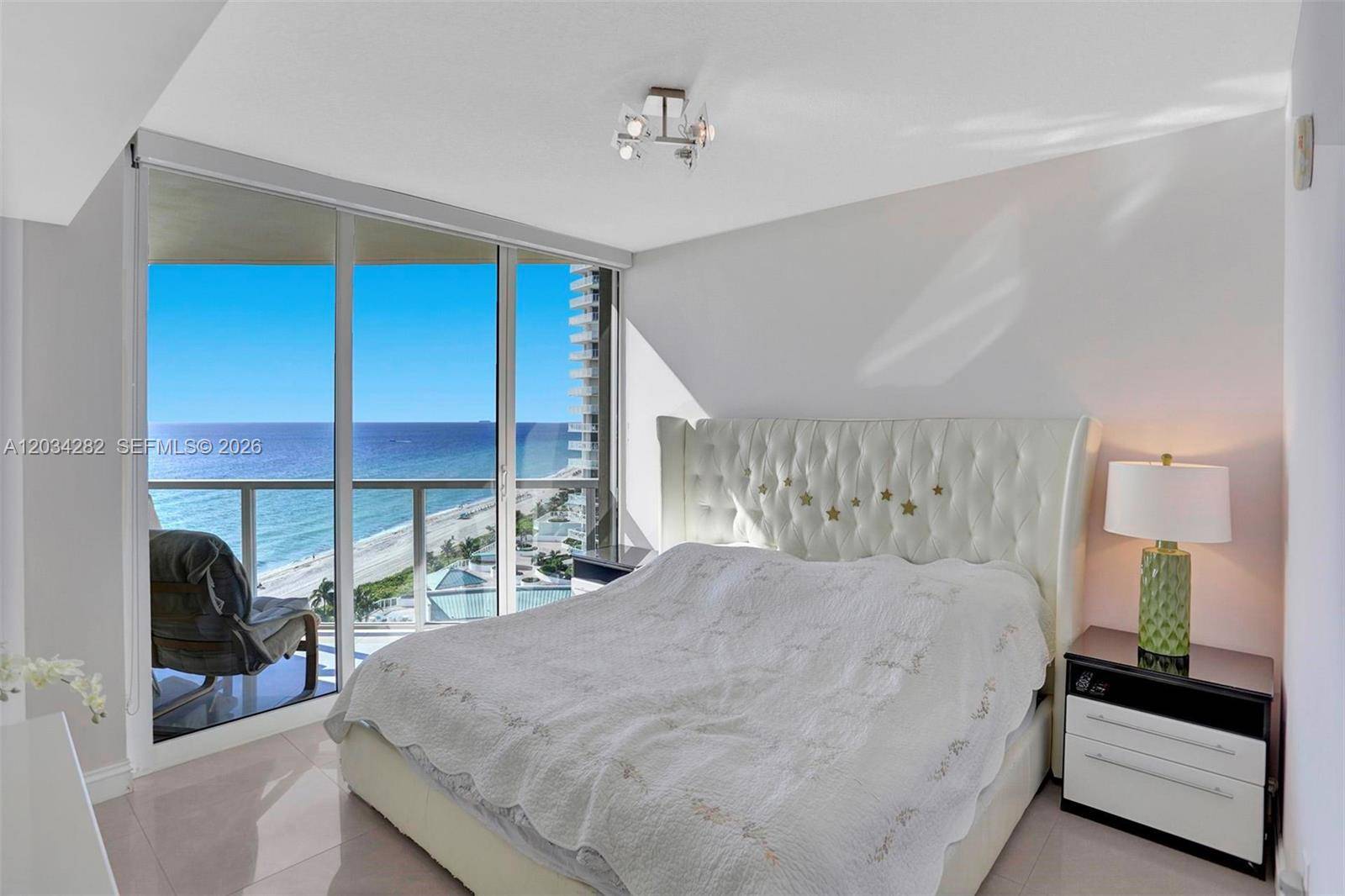 16699 Collins AveSunny Isles Beach - Condo/Co-Op/Seasonal,Apartment condo unit 1410 - picture