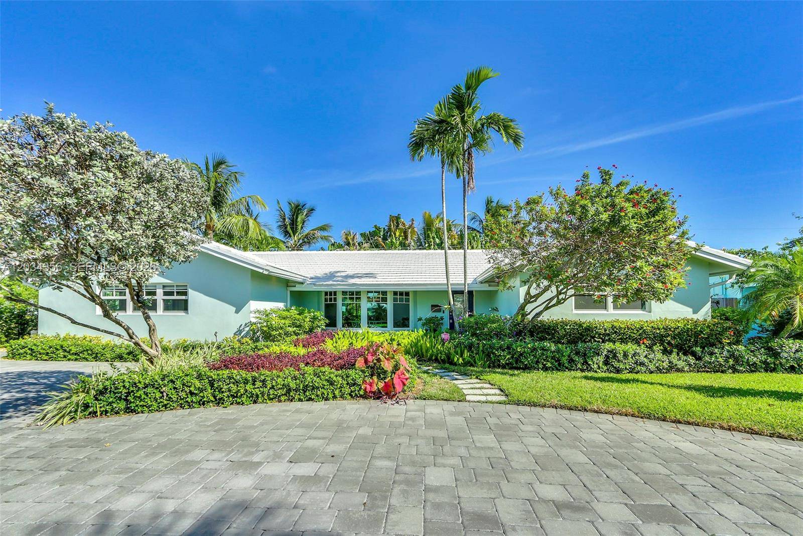 5800 NE 15th AveFort Lauderdale - picture