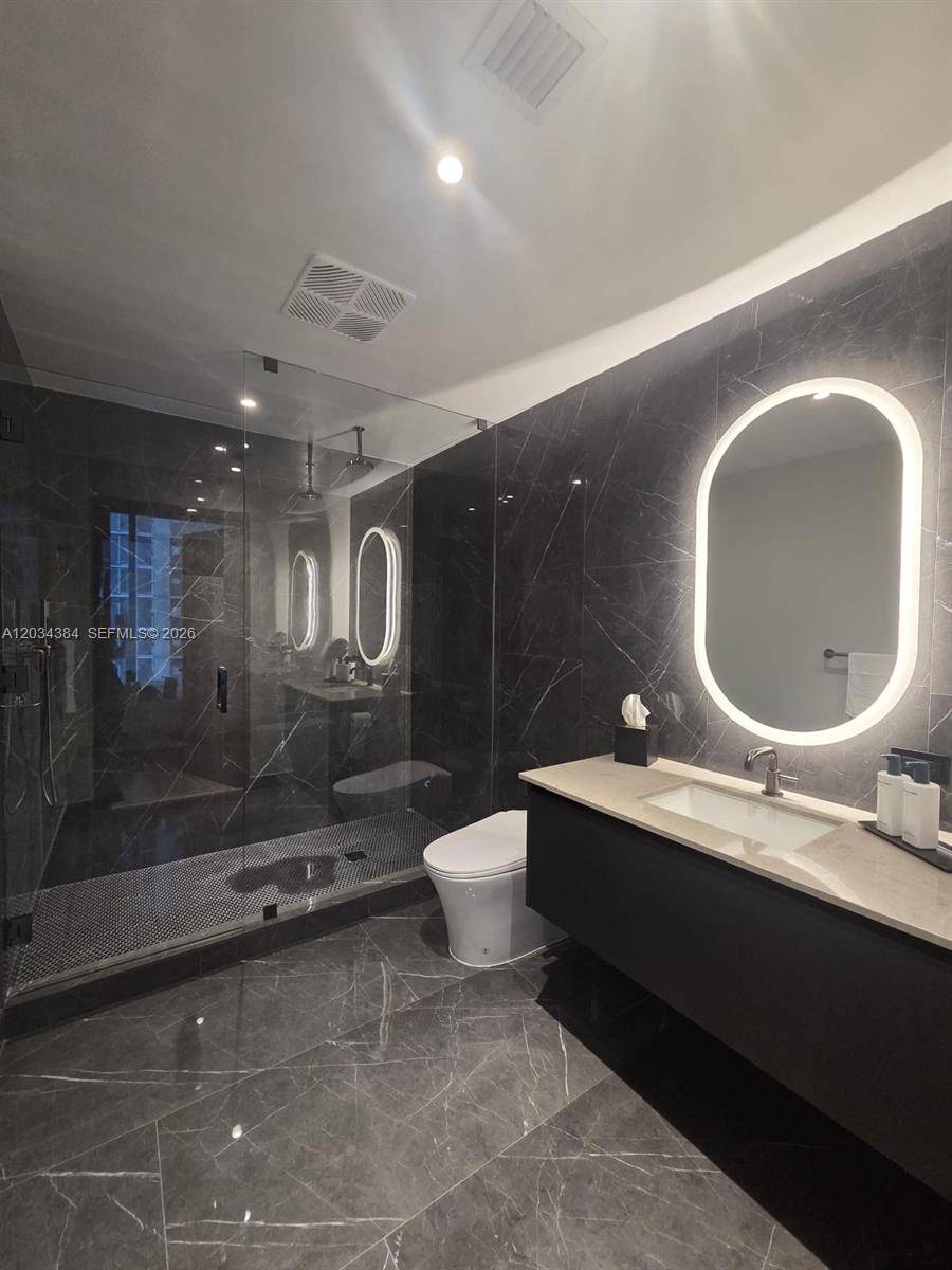 20 NE 11South Miami - Apartments-Seasonal,Condo condo unit 2208 - picture
