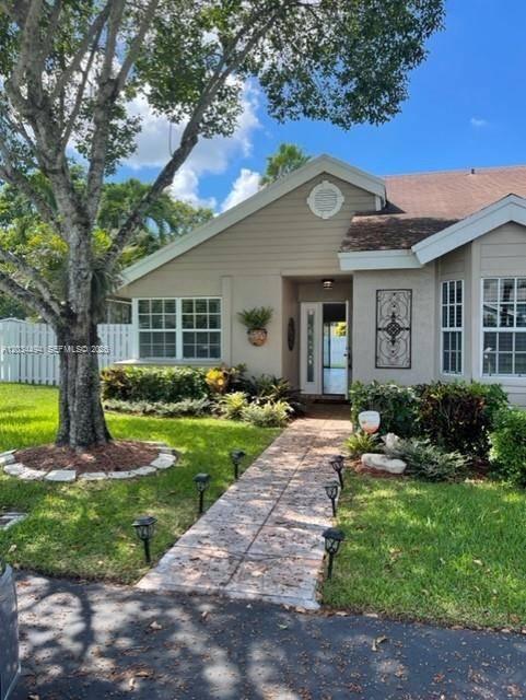 11160 SW 11th PlDavie - Townhouse/Villa-Annual,Townhouse condo unit 11160 - picture
