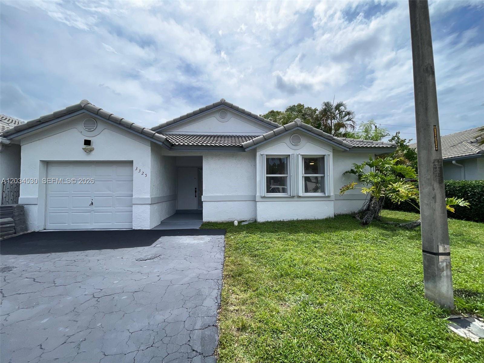 3325 NW 79th WayDavie - Single Family-Annual,House condo unit 3325 - picture