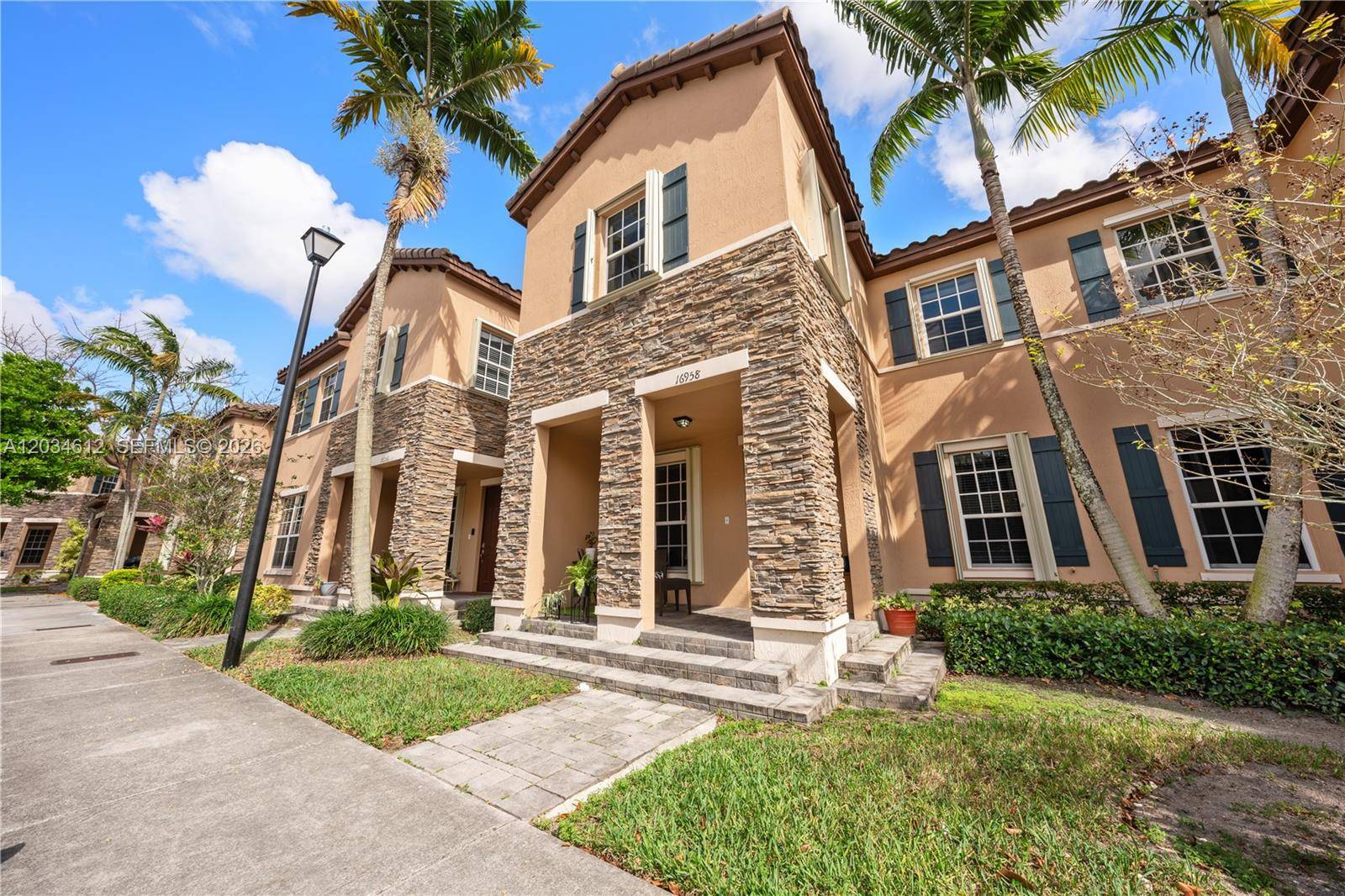 16958 SW 92nd StMiami - Townhouse/Villa-Annual,Townhouse condo unit 16958 - picture