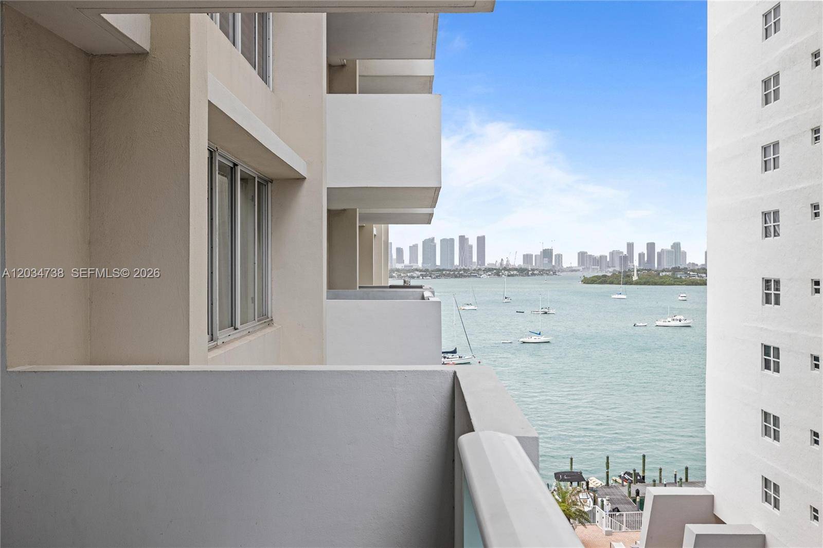 1200 West AveMiami Beach - Condo/Co-Op/Annual,Condo condo unit 622 - picture