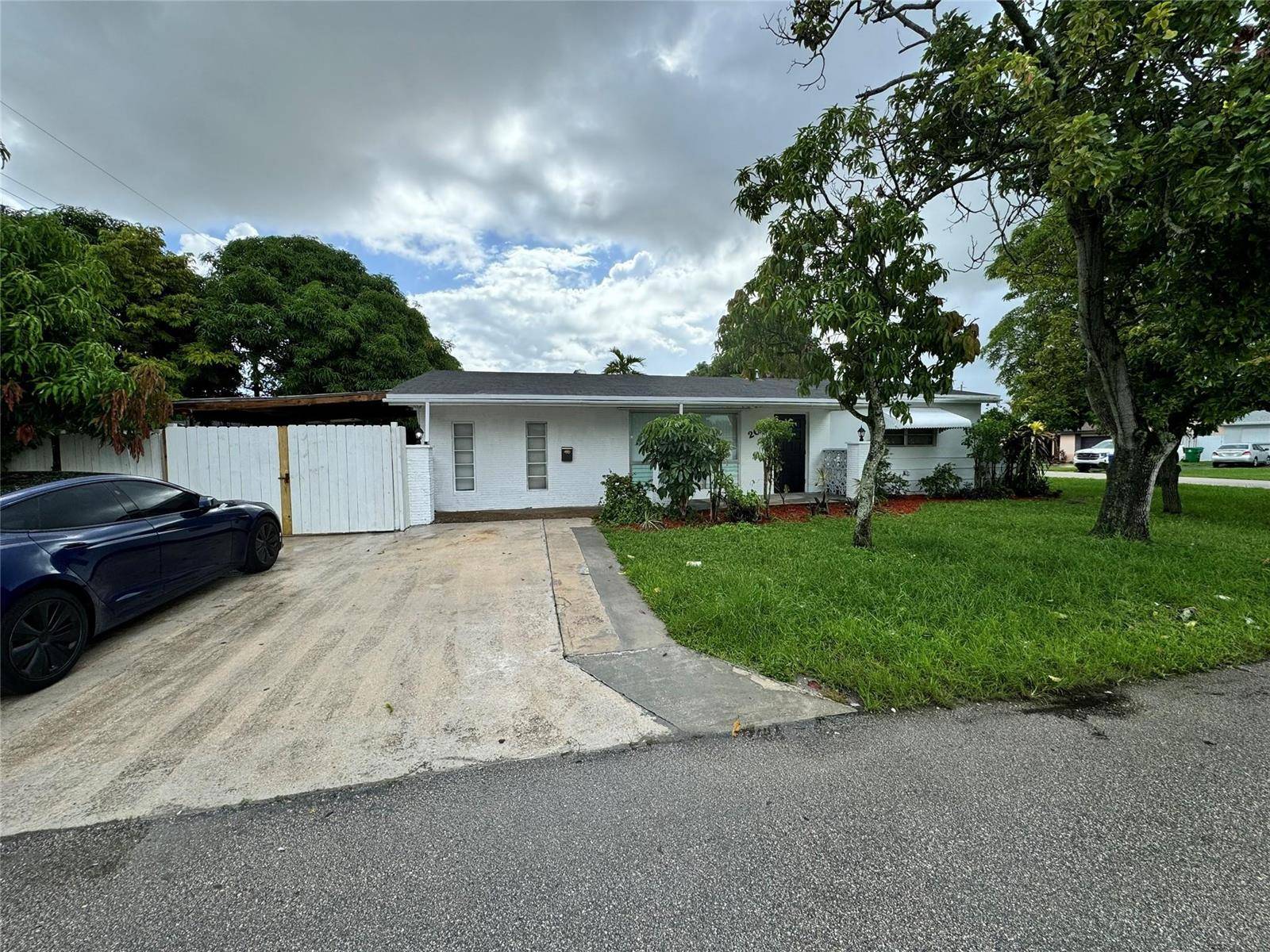2091 OleanderMiramar - picture