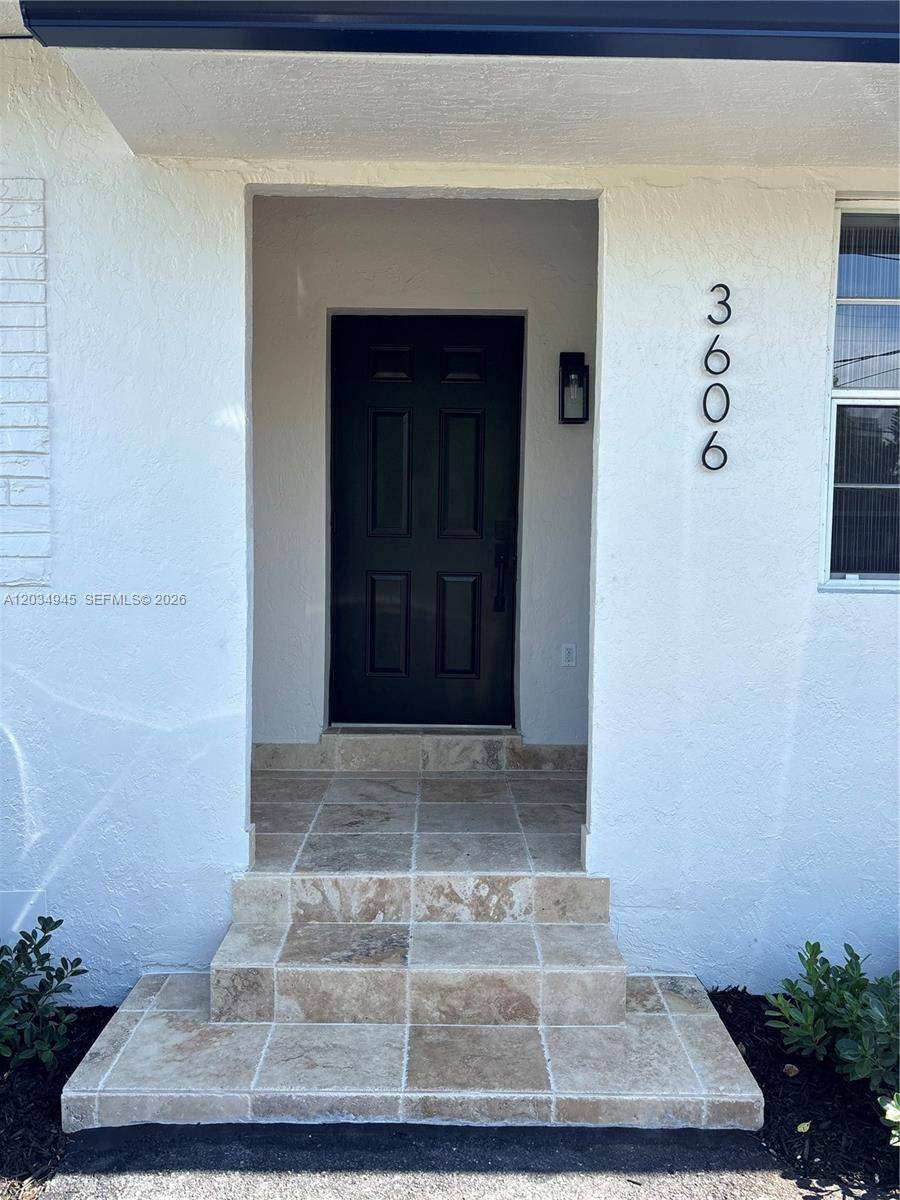 3606 SW 17th StMiami - Townhouse/Villa-Annual,Townhouse condo unit 1 - picture