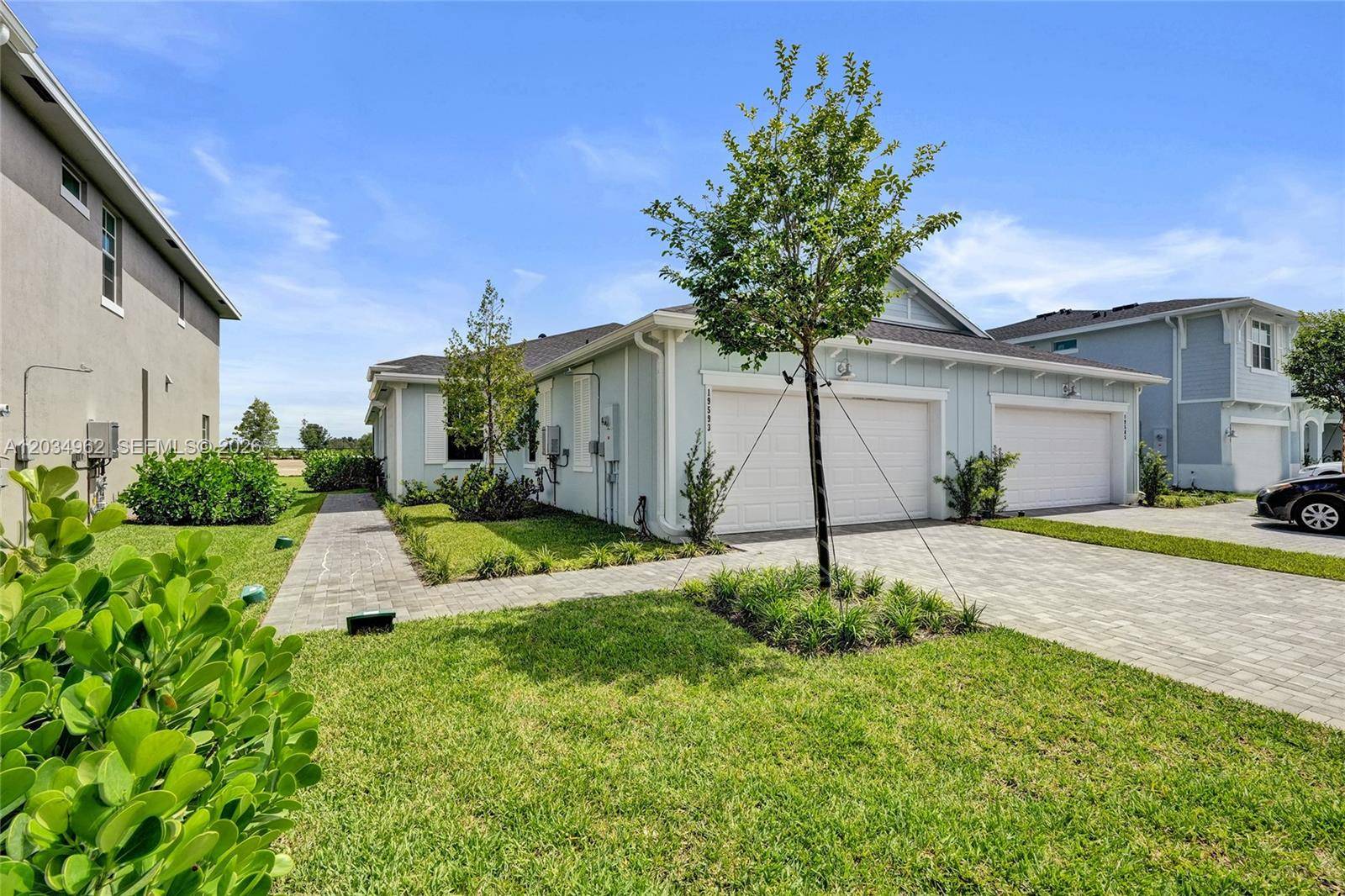 19593 Whispering Creek RdLoxahatchee - picture