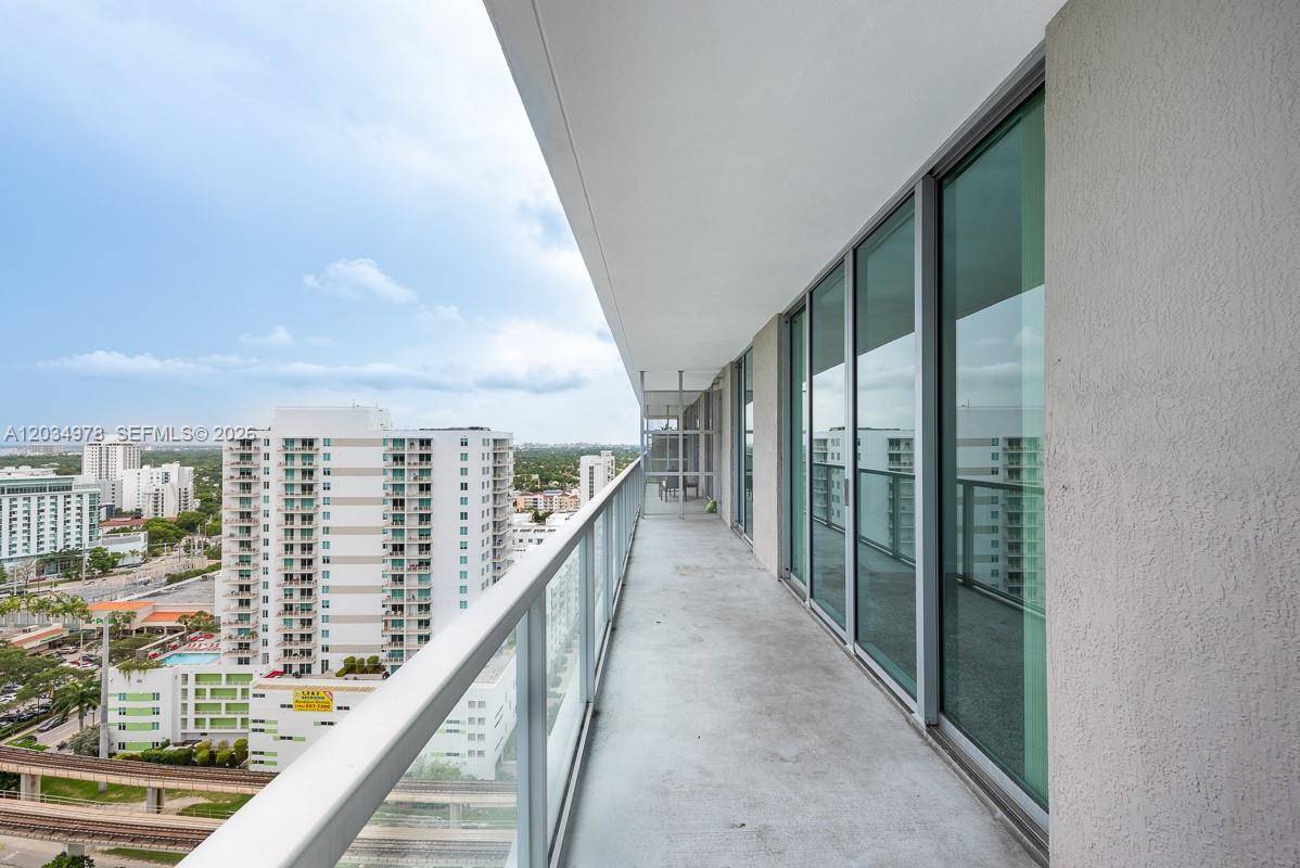 79 SW 12th StMiami - Condo/Co-Op/Annual,Condo condo unit 2303-S - picture