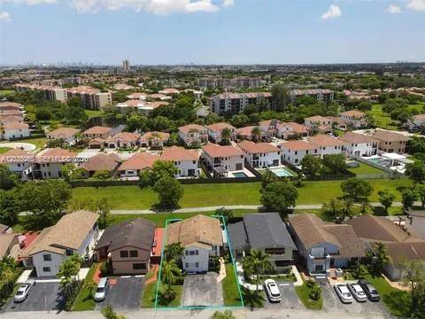 933 NW 106th Ave CirMiami - picture