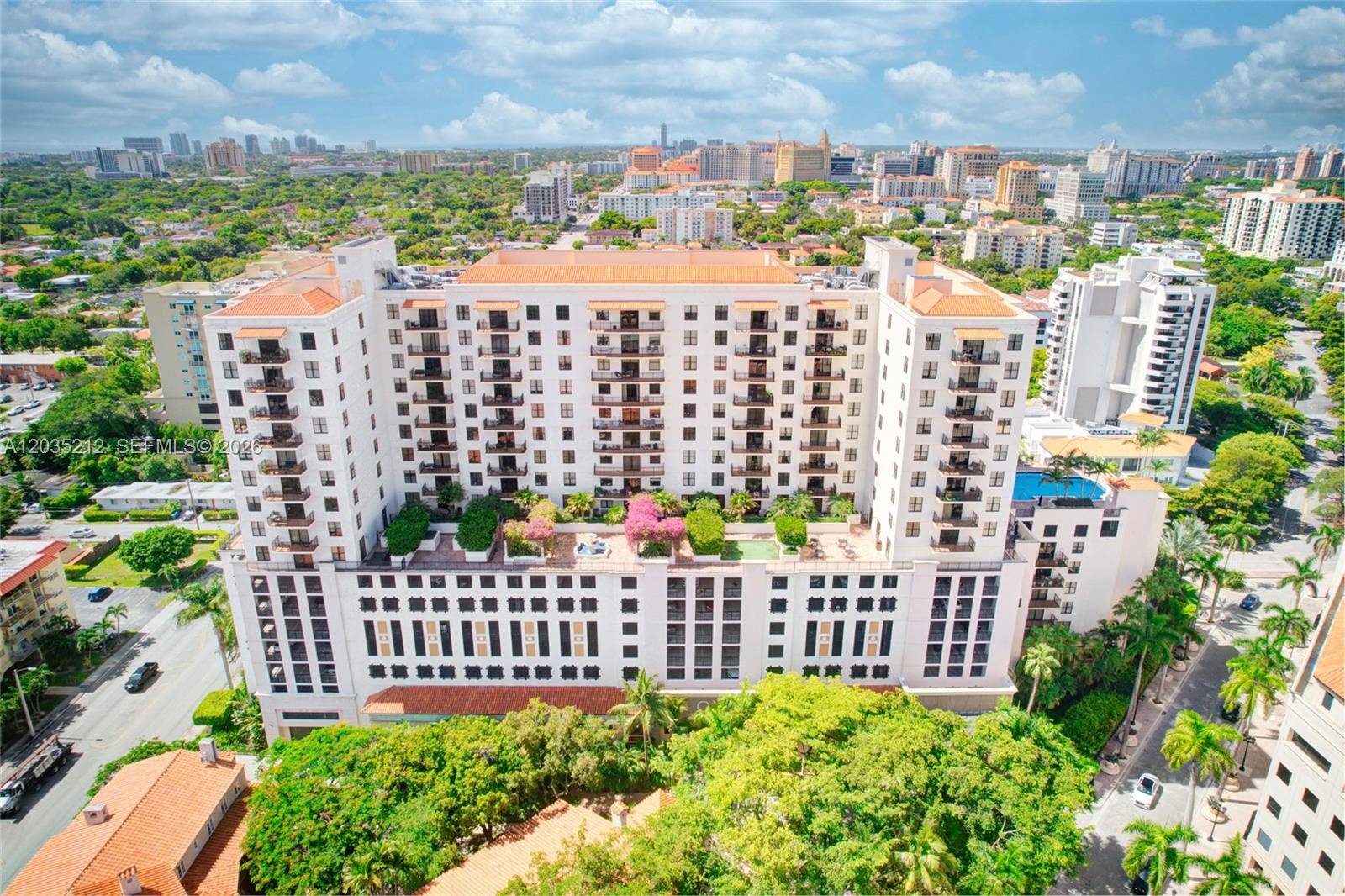 888 S Douglas RdCoral Gables - Condo/Co-Op/Annual,Condo condo unit 302 - picture