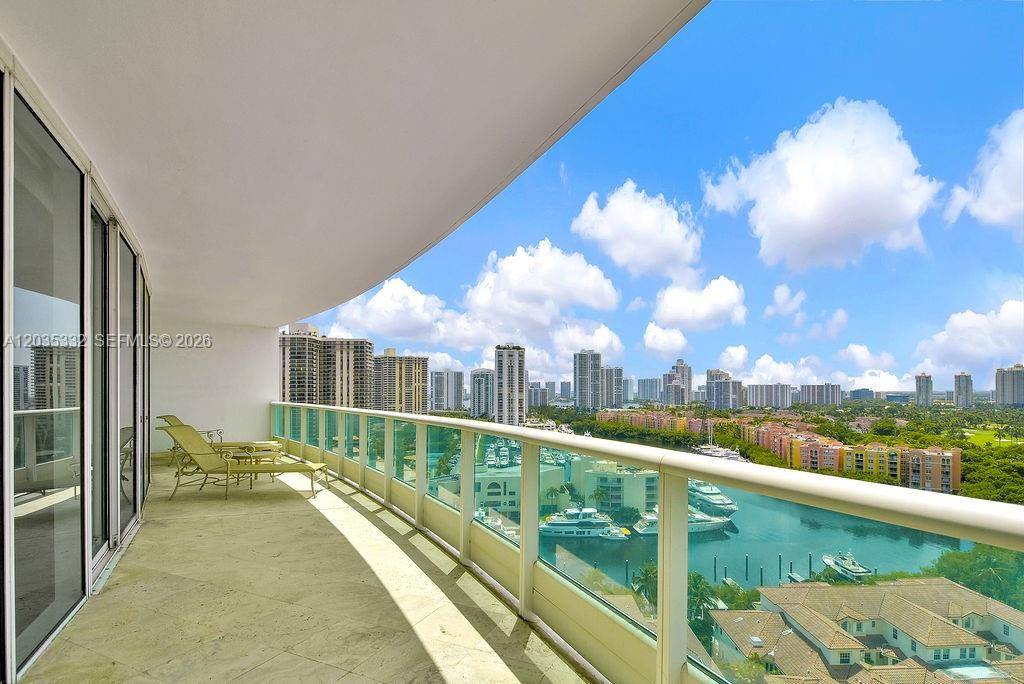 19955 NE 38th CtAventura - Condo/Co-Op/Annual,Condo condo unit 1701 - picture