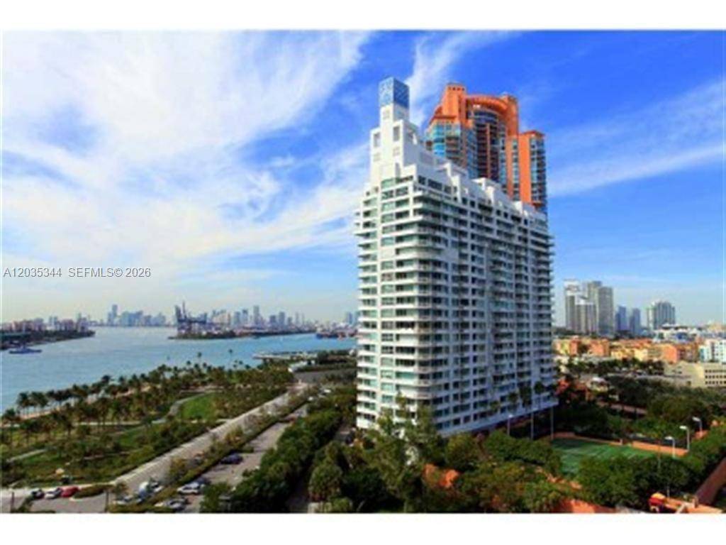 400 S Pointe DrMiami Beach - Condo/Co-Op/Seasonal,Condo condo unit 307 - picture