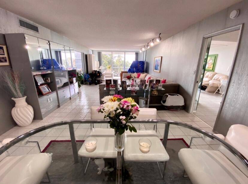 4020 W Palm AirePompano Beach - Condo condo unit 410 - picture