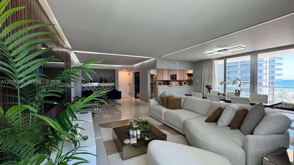 5750 Collins AveMiami Beach - Condo/Co-Op/Annual,Condo condo unit 7A - picture