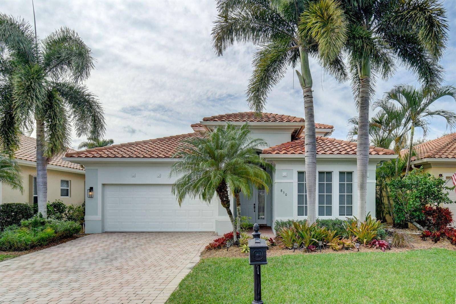 850 SW Palm CovePalm City - picture