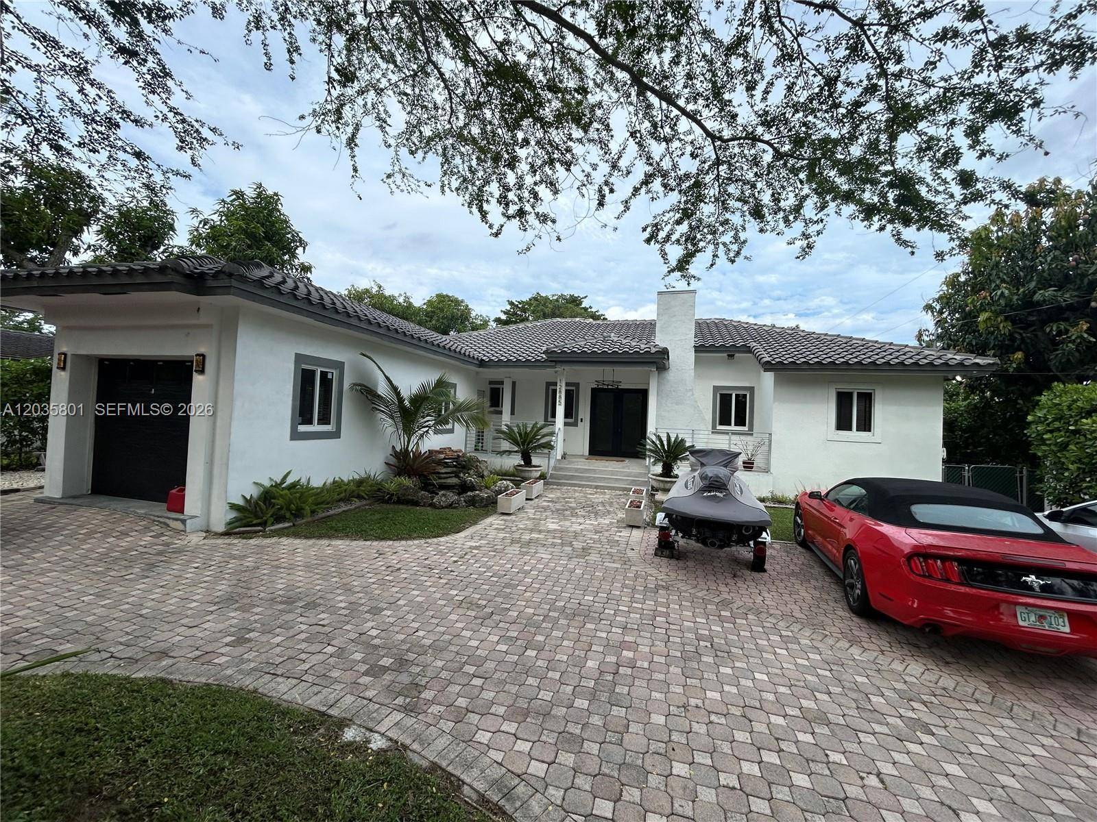 12885 SW 77 AVEPinecrest - picture