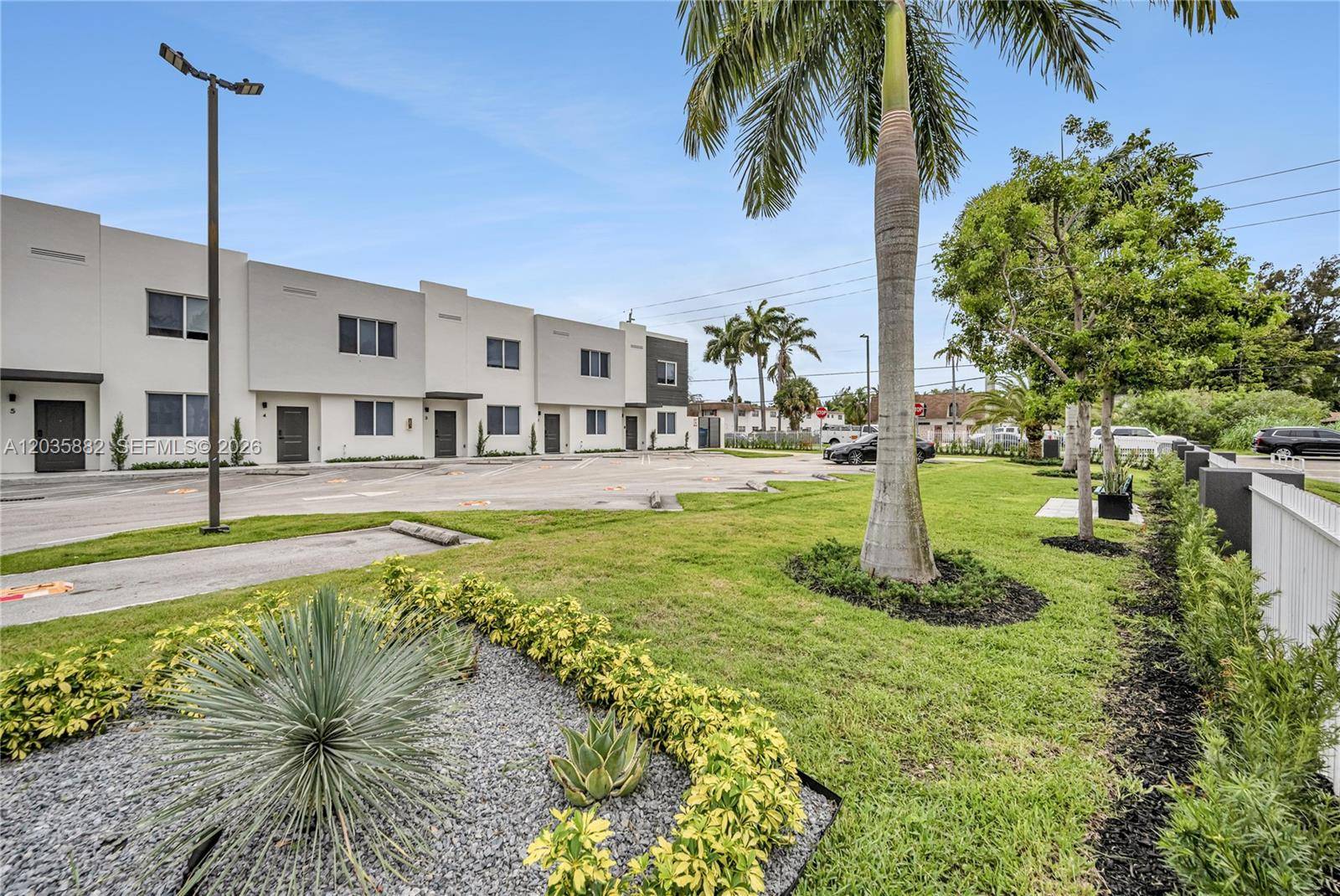 171 NW 158th StMiami - Townhouse/Villa-Annual,Townhouse condo unit 1 - picture