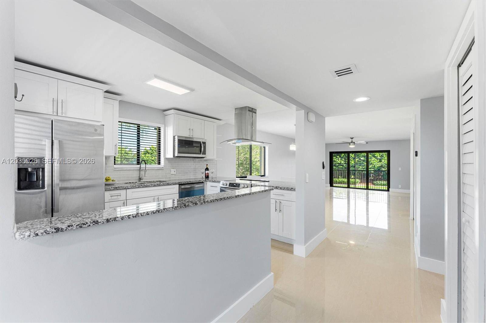 16451 Blatt BlvdWeston - Condo/Co-Op/Annual,Condo condo unit 201 - picture