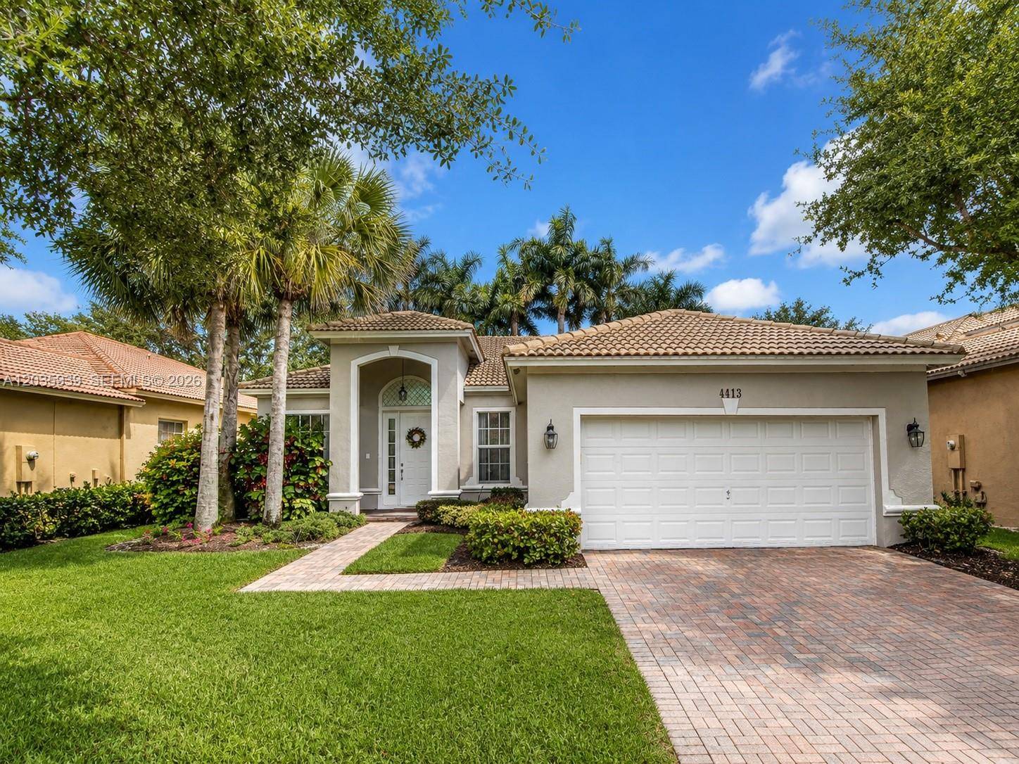 4413 W Whitewater AveWeston - picture