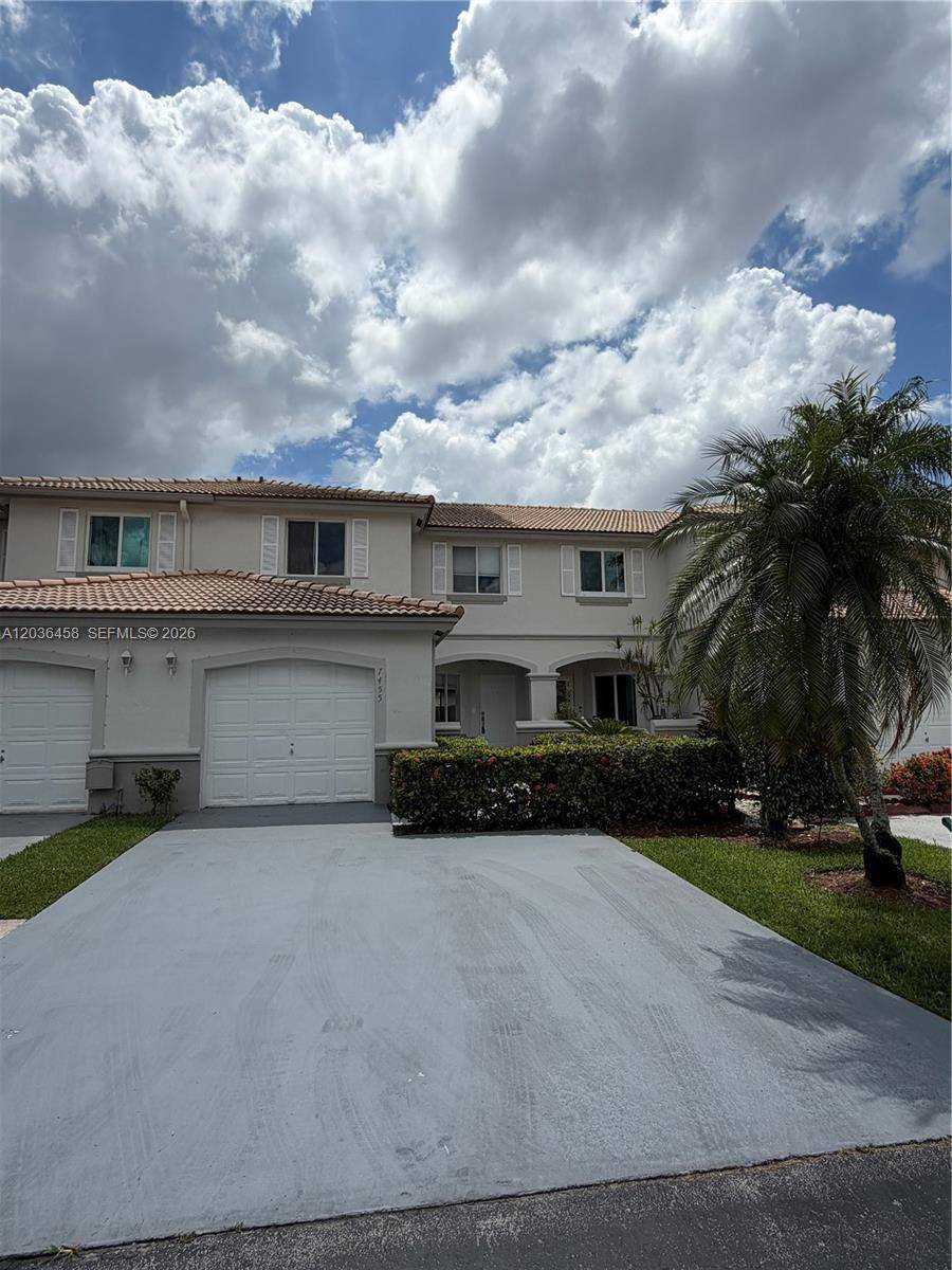 7455 SW 162nd PlMiami - Townhouse/Villa-Annual,Townhouse condo unit n/a - picture
