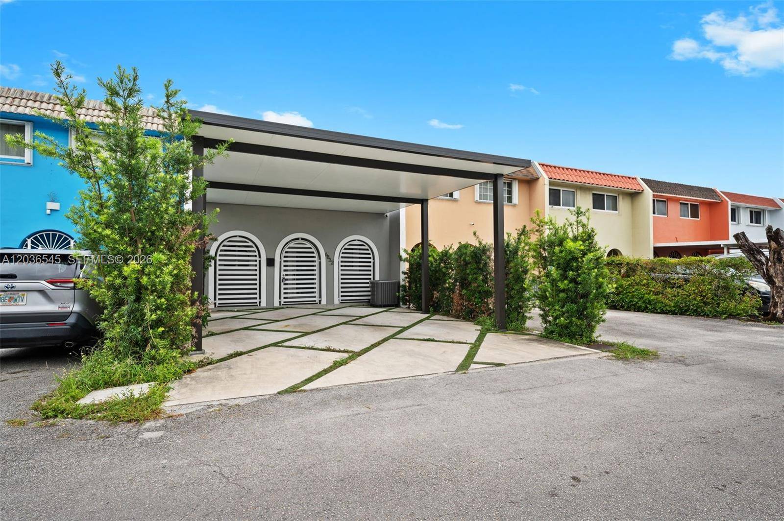 6832 W 2nd CtHialeah - Townhouse/Villa-Annual,Townhouse condo unit 6832 - picture