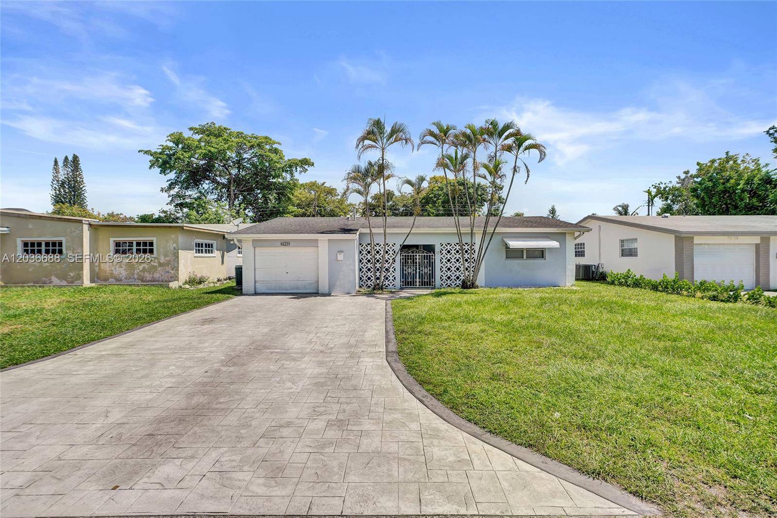 7953 Panama StMiramar - picture