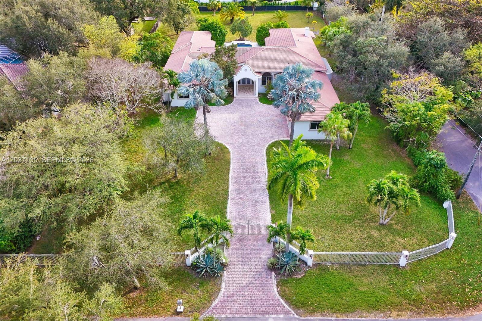 8480 SW 98th StMiami - picture