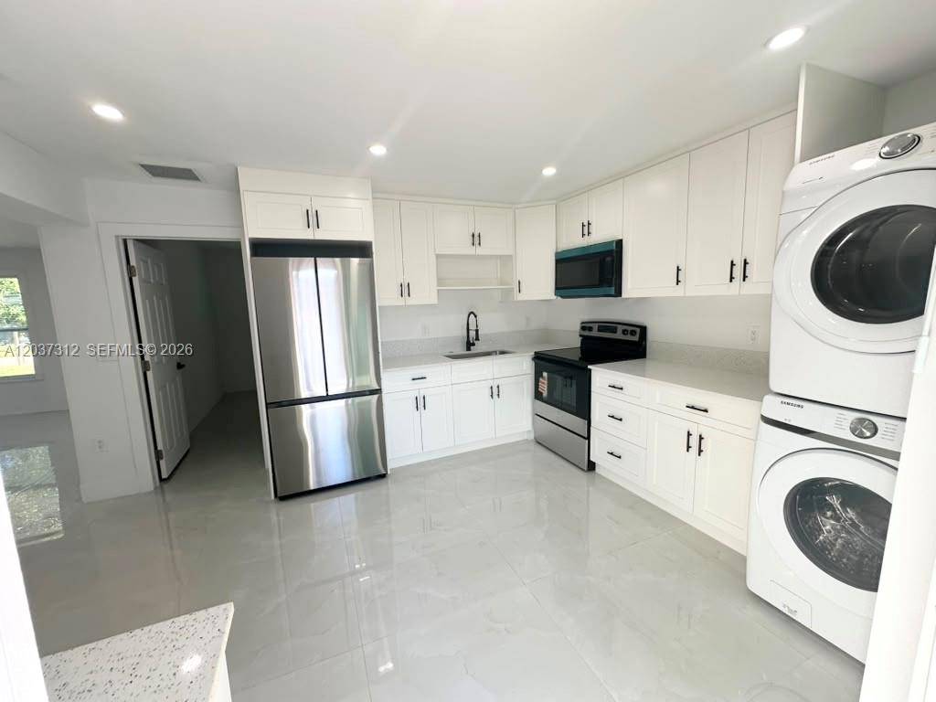 1473 NE 30th CtPompano Beach - picture