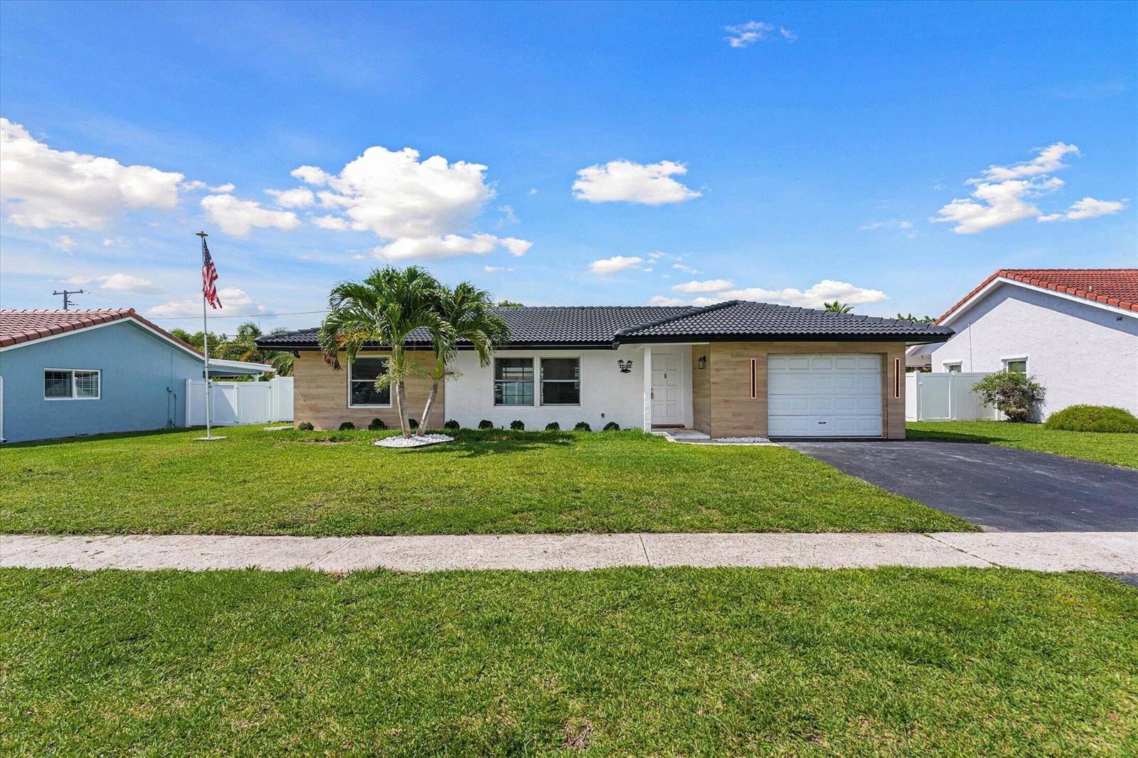 1540 NW 10thBoca Raton - picture