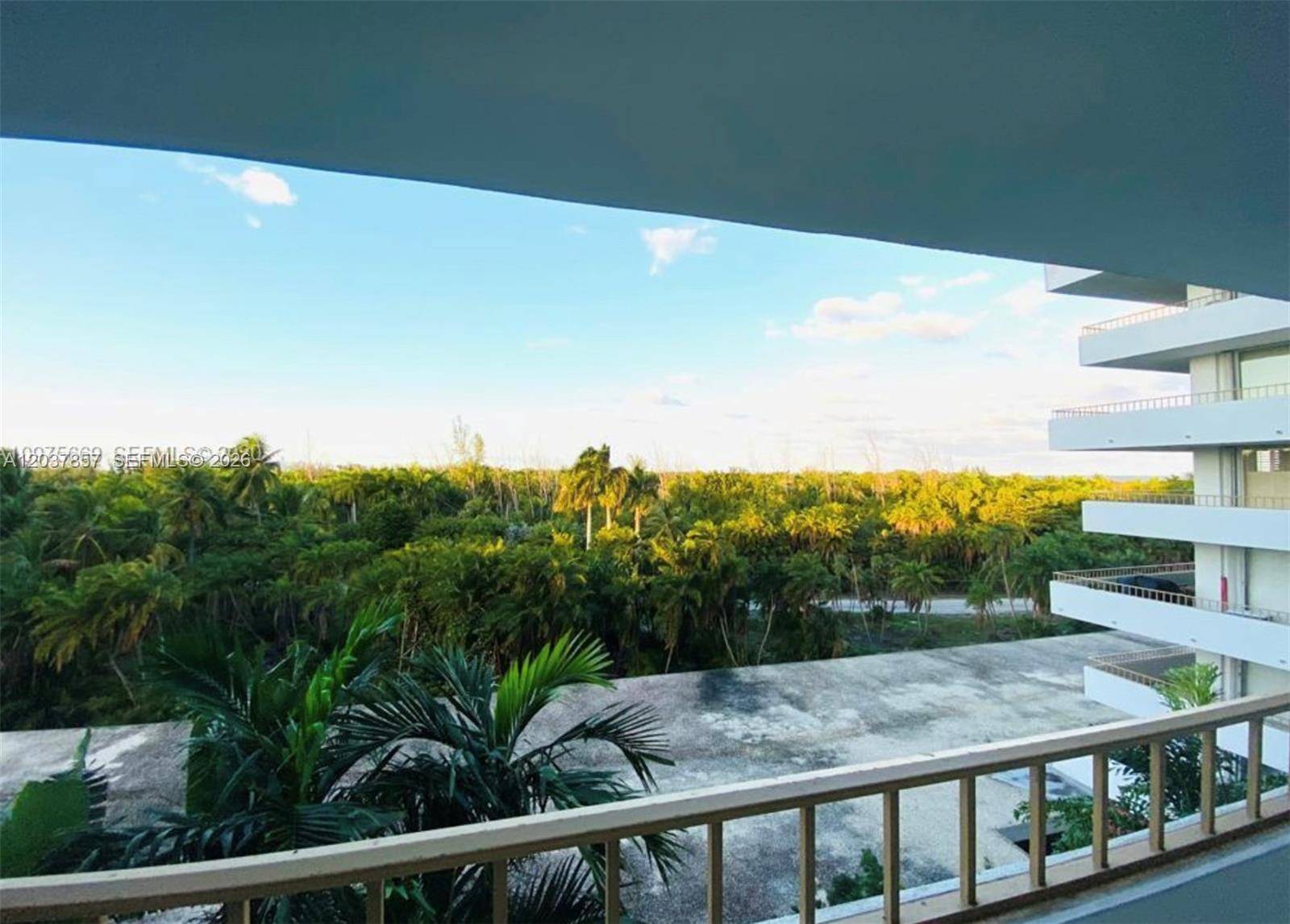 155 Ocean Lane DrKey Biscayne - Condo/Co-Op/Annual,Condo condo unit 504 - picture