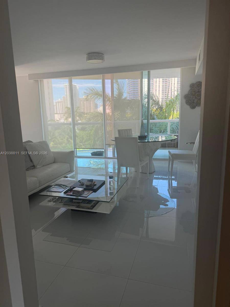 19400 Turnberry WayAventura - Condo/Co-Op/Seasonal,Condo condo unit 331 - picture