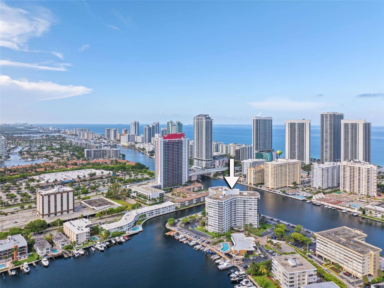 100 Golden Isles DrHallandale Beach - Condo 5+ Stories,Condo condo unit 901 - picture