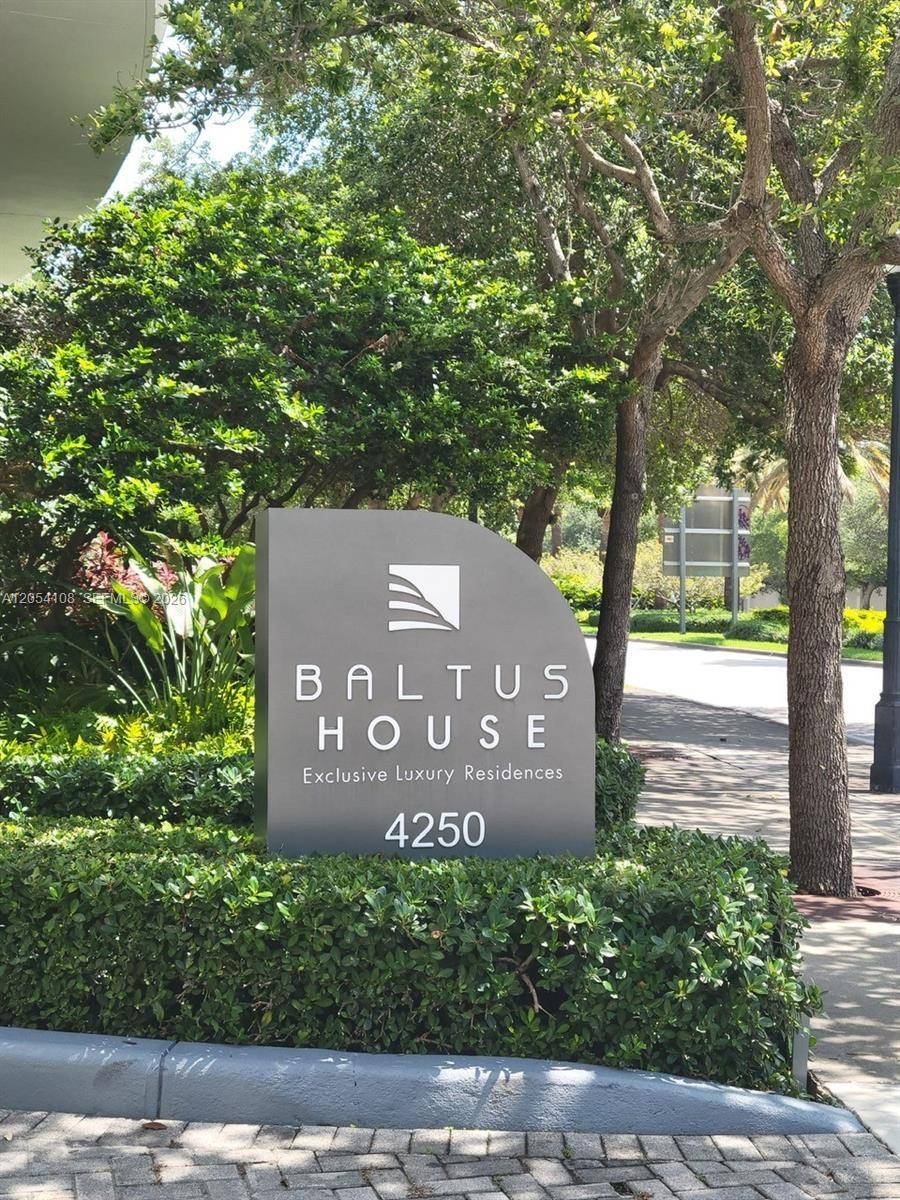 4250 Biscayne BlvdMiami - 4250 BISCAYNE BOULEVARD C condo unit 806 - picture